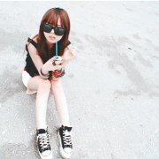 90Ůͷ㶼ں Һαں_www.qqming.com