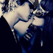 KISSͷǰĸ飬Ұĸ_www.qqming.com